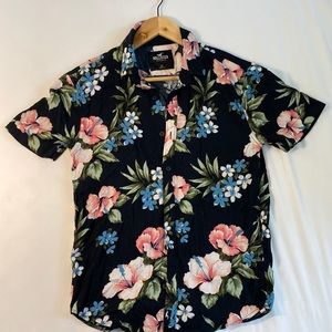 Hollister floral casual button up / button down XS